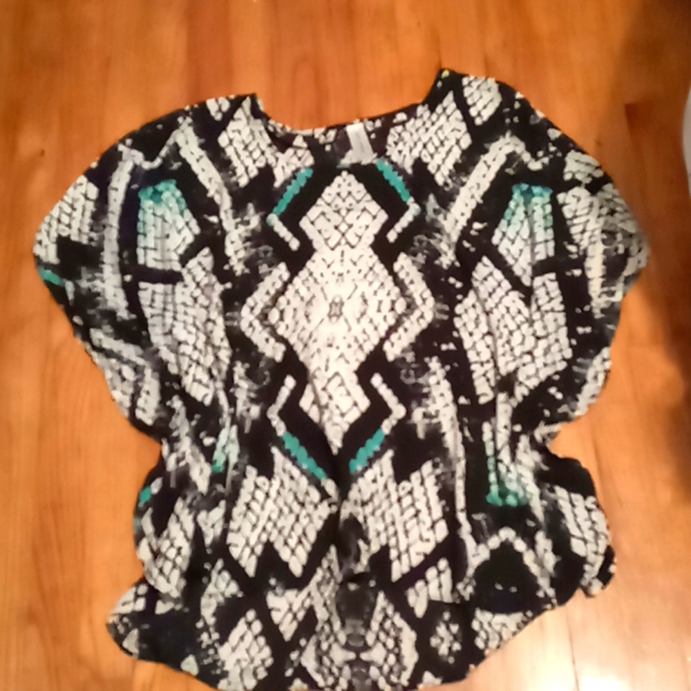 Pure energy flowy shirt